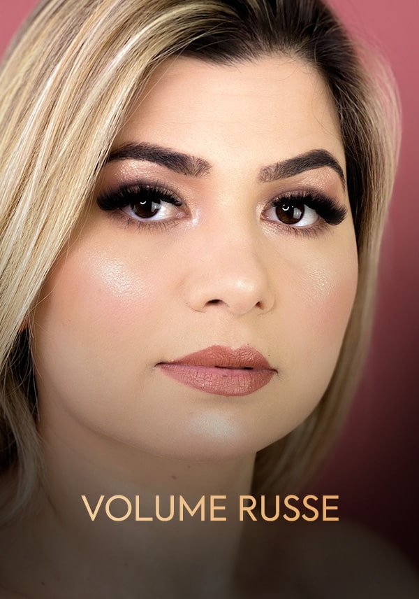 Le volume russe est l’une des technique qui offre le plus de volume tout en donnant une expérience luxueuse et des résultats à couper le souffle.